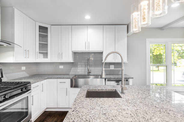 What are some affordable options for quartz countertops per square foot?